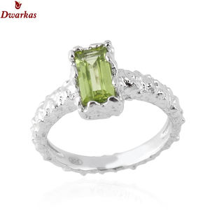 Anillo de banda de plata de ley 925 con diseño atrevido y textura de piedra preciosa de peridoto, fabricación al por mayor, disponible en stock, anillos a bajo precio - Product Image 1