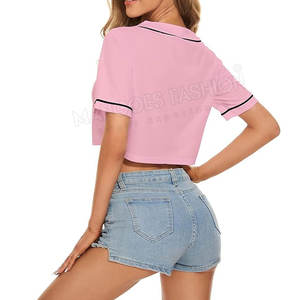 Camiseta Deportiva Corta para Mujer, Estilo Jersey de Béisbol, Alta Calidad, Hecha en Pakistán, Precios Razonables, Venta al Por Mayor - Product Image 2