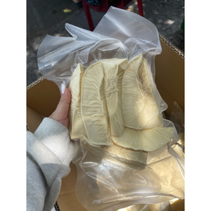 Corossol congelé doux et sucré disponible dans un emballage en vrac parfait pour la transformation des aliments, les smoothies et les sorbets - Product Image 1