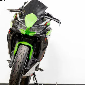 Descubre la aventura con la motocicleta Ninja 650 2023: donde la velocidad se une a la comodidad - Product Image 1