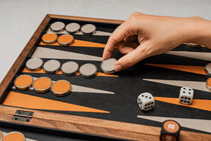 Jeu de Tic Tac Toe en Bois Élégant Idéal pour les Adultes et les Personnes Âgées Utilisation au Bureau Exercice Mental Soulagement du Stress et Divertissement - Product Image 3