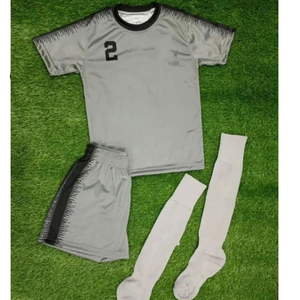 Nueva llegada diseño personalizado equipo fútbol Jersey alta calidad sublimación uniforme de fútbol hecho en Pakistán - Product Image 6