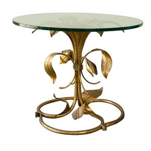Table basse élégante en aluminium de conception florale avec le dessus en verre approprié aux intérieurs de salon et aux buts décoratifs - Product Image 1
