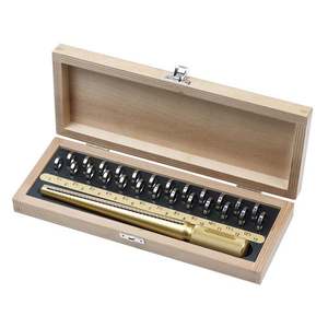 Juego de Medidores de Anillos de Boda, Estándar Estadounidense 1-15, con Empuñadura de Goma, Mandril de Aluminio y Calibrador de Tallas de Anillos en Caja de Madera - Product Image 5