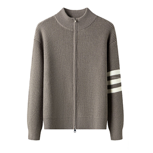 Pull en laine d'hiver standard pour homme JAC22 W2168, logo personnalisé sur le devant, tricot uni, luxe léger, haut de gamme, décontracté, anti-boulochage - Product Image 3