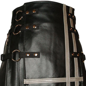 Kilt de cuero de vaca negro personalizado para hombre con botones de estilo victoriano accesorio de cuero de sujeción Kilt profesional para hombre - Product Image 4