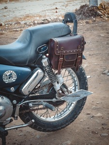 Alforjas personalizadas Unisex marrón cuero genuino Vintage moda bicicleta Conjunto 2 bolsas de sillín de motocicleta logotipo personalizado Duffle Sport - Product Image 5