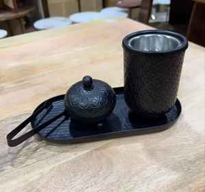 Moderno Juego de Quemadores de Incienso de Resina con Cuenco Religioso Ecológico para la Quema de Incienso en Hogares y Ambientes Festivos - Product Image 1