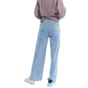 Nouvel Arrivage En Stock – Jean en Denim Ample Taille Mi-Haute Super Extensible Respirant Délavé à Jambes Larges pour Femme – Style Streetwear Estival Tendance - Product Image 4