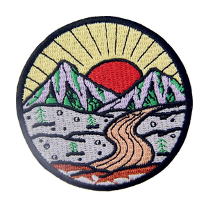 Meilleure vente Prix bas Vente entière OEM ODM Badges fabriqués à la machine avec motif de broderie - Product Image 3