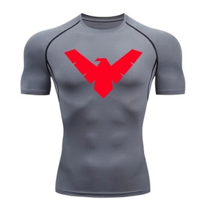 Nueva alta calidad transpirable Jogging Wear Slim Fit manga corta gimnasio camisas personalizar impreso venta al por mayor Rash Guard - Product Image 6