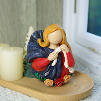 Produits en stock Statues religieuses catholiques en résine Vierge Marie chrétienne en prière Colombe de la paix Figurine catholique 10cmH Marie non attachée