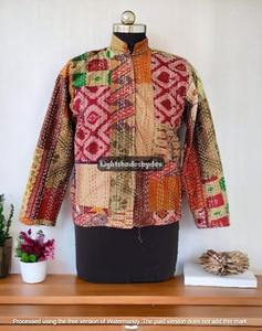 Veste Kantha en patchwork fait à la main, veste Kantha en patchwork de soie cousue à la main, manteau Kantha en soie, veste courte Kantha matelassée - Product Image 4