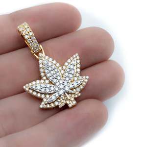 Colgante de Hoja Personalizado con Acabado en Oro Rosa de 14K, Corte Princesa, Moissanita, Estilo Hip Hop, Colgante de Diamantes para Hombre y Mujer - Product Image 2