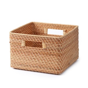 Circular <b>Wicker</b> <b>Basket</b> <b>with</b> <b>Lid</b> Handmade Eco-Friendly Storage Natural Rattan Modern Multifunction Artex Green Earth Made Hanoi - Product Image 2