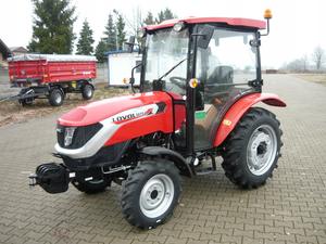 Tractor Lovol con transmisión manual, salida PTO y sistema hidráulico potente - Product Image 2