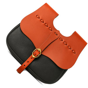 Pochette médiévale en cuir pleine fleur pour costume avec éléments de conception historiques, idéale pour les jeux de rôle et les événements Viking LARP - Product Image 5