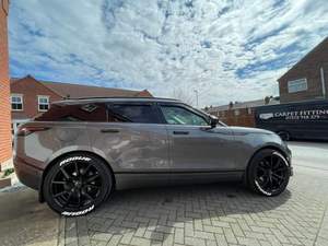 Nouvelles voitures diesel d'occasions Boîte de vitesses automatique Intérieur en cuir foncé clair Norme d'émission Euro VI R20 Taille des pneus FWD Gauche - Product Image 2