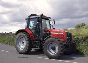 Massey Ferguson 6270 Tractor 4WD Tractores para agricultura usado - Product Image 5