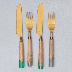 Elegante juego de cubiertos de acero inoxidable Mango de resina Cubiertos de lujo Vajilla de comedor Juego de utensilios para fiestas de cocina en casa - Product Image 2