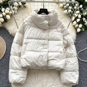 Chaqueta acolchada para mujer al por mayor, chaqueta impermeable con cremallera de tendencia personalizada de fabricante, chaqueta ligera de invierno OEM - Product Image 5