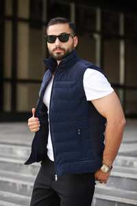 Chaleco y chaleco acolchado informal de talla grande para hombre, cómodo y elegante con relleno de nailon y cuello con capucha para la temporada de invierno - Product Image 2