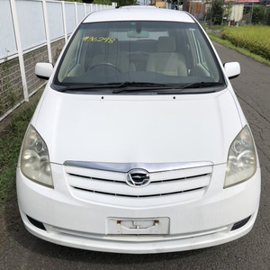 ใช้เพื่อ-Yota spacio MPV อัตโนมัติเหมาะสำหรับการขับขี่ในเมืองและทางหลวงการจัดการที่ดีเยี่ยมและความสะดวกสบาย - Product Image 5