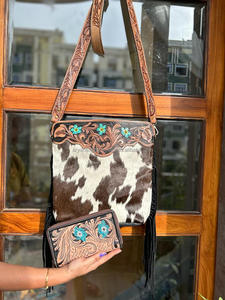 Nuevo bolso de cuero de piel de vaca hecho a mano occidental para mujer, elegante bolso de noche y bolso de mano con herramientas florales, Conjunto Combinado único - Product Image 3