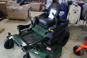 เครื่องตัดหญ้าแบบนั่งขับ Bad Boy ZT 6000 สำหรับจัดสวน - Product Image 2