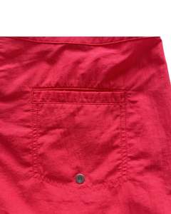 Shorts pour femmes en nylon rose vif avec poche arrière, légers, à séchage rapide, vêtements de plage d'été, taille élastique, shorts décontractés et actifs - Product Image 2