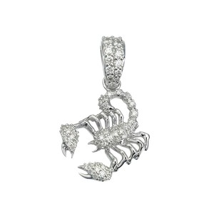Colgante de escorpión Moissanite Acabado en oro blanco Joyería de hip hop Pieza de declaración audaz Accesorio de moda del zodiaco hecho a mano único - Product Image 1