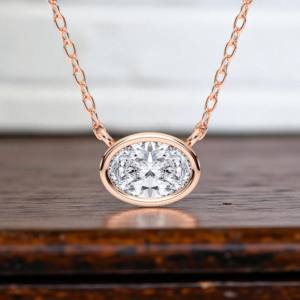 Pendentif solitaire en or massif 10K, 14K, 18K pour elle, Moissanite ovale de taille de diamant de 2.50 carats, E-F/VVS-VS, moderne et minimaliste - Product Image 4