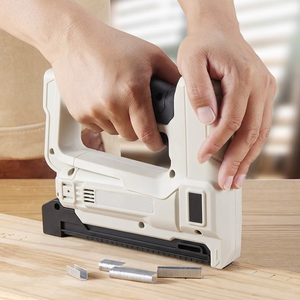 Clavadora Neumática Inalámbrica Profesional, <span class=keywords><strong>Grapadora</strong></span> a Batería con Carga Rápida para Bricolaje, Mejoras del Hogar y Carpintería - Product Image 1