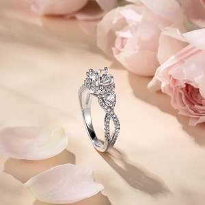 แหวนหมั้นเพชรสามเม็ด Jeulia Platinum Halo Infinity พร้อมเพชรทรง Asscher Radiant หรือทรง Emerald Cut - Product Image 4