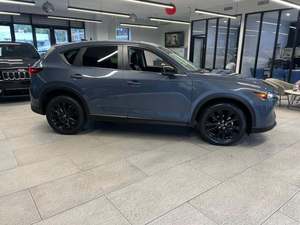 USADO, CX-5 2.5 S Edición Carbono 2024, Tracción en las Cuatro Ruedas, Volante a la Izquierda, Interior Oscuro, Asientos de Cuero, Neumáticos R18 - Product Image 3