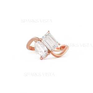 Bague de fiançailles Toi et Moi en or 10K/14K/18K de luxe SPARKS VISTA, moissanite taille émeraude et poire, certifiée GIA, bague de mariage - Product Image 5