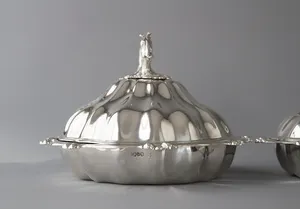Bol de service élégant en acier inoxydable avec couvercle |   Durable et écologique, ajoute du charme à la configuration de la salle à manger - Product Image 6