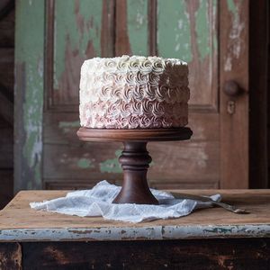 Support à gâteaux en bois robuste avec base large pour un affichage sûr des desserts lors des fêtes de jardin, des mariages rustiques ou des brunchs à la maison - Product Image 2