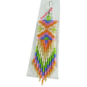 Collier élégant fait main pour les femmes avec de la résine et des perles de rocaille Pièce de bijoux unique pour les cadeaux et les vêtements de mode - Product Image 4