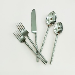 Couverts de voyage décoratifs de style unique avec poignée en argent plat poli mat et brillant Ensemble de couverts en acier inoxydable - Product Image 4