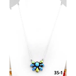 Collier artisanal en argent sterling du sud-ouest avec motifs Palomino Golden Hills et floraux – Cadeau - Product Image 1