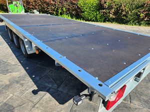 Semi-remorque à plateau en acier à 3 essieux d'occasion en bon état avec une capacité de charge supérieure à 30 000 kg pour le transport de marchandises et utilitaire - Vente directe usine - Product Image 6