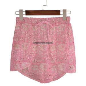 Shorts en coton imprimé décontractés pour femmes, vêtements de détente d'été, shorts en coton imprimé en bloc, collection de plage pour filles, style babydoll - Product Image 1