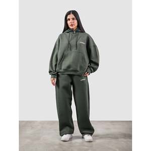 ชุดเสื้อฮู้ดดี้และเสื้อสเวตเชิ้ตสีเขียวเฮเธอร์สำหรับผู้ชาย พรีเมียม ยูทิลิตี้ ท็อป - Product Image 3