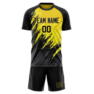 Nouvelle conception, logo personnalisé, uniformes de football 100% polyester, doux, respirants, ensembles sublimés à bas prix - Product Image 2