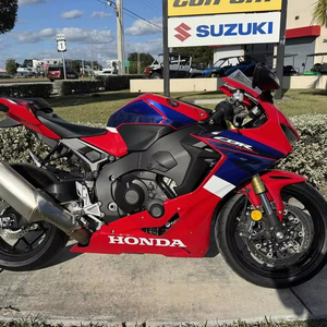 Moto CBR1000RR 2024 - Product Image 1