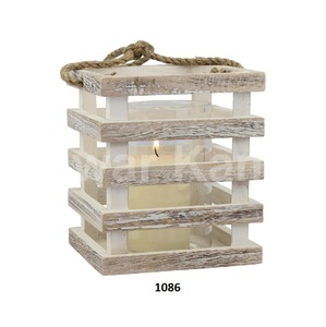 Decoración de linterna de Navidad de metal cuadrado de alta calidad con pátina resistente al calor y duradera - Product Image 2