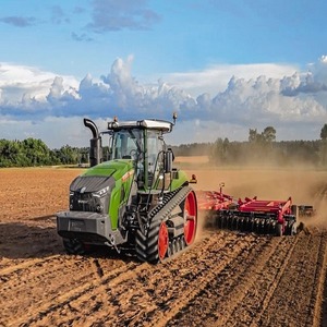 รถแทรกเตอร์1100 Fendt Vario ใช้ได้ในตอนนี้ซื้อจัดส่งรวดเร็วรถแทรกเตอร์คุณภาพสูงที่ออกแบบมาสำหรับการทำฟาร์มขนาดใหญ่ - Product Image 5