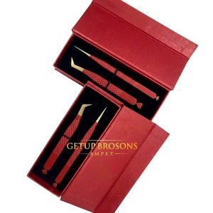 Nouvelles pinces à extensions de cils russes à volume, revêtement en poudre rouge, pointe dorée longue et droite, différents motifs de découpe, outils de beauté - Product Image 6