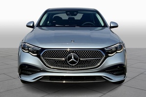 Bonne affaire pour Mercedes-Benz Classe <span class=keywords><strong>E</strong></span> <span class=keywords><strong>E</strong></span> <span class=keywords><strong>350</strong></span> 2025 avec faible kilométrage - Prêt à être expédié - Product Image 4